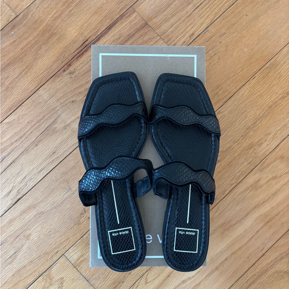 Dolce Vita Ilva Low Slide Sandal